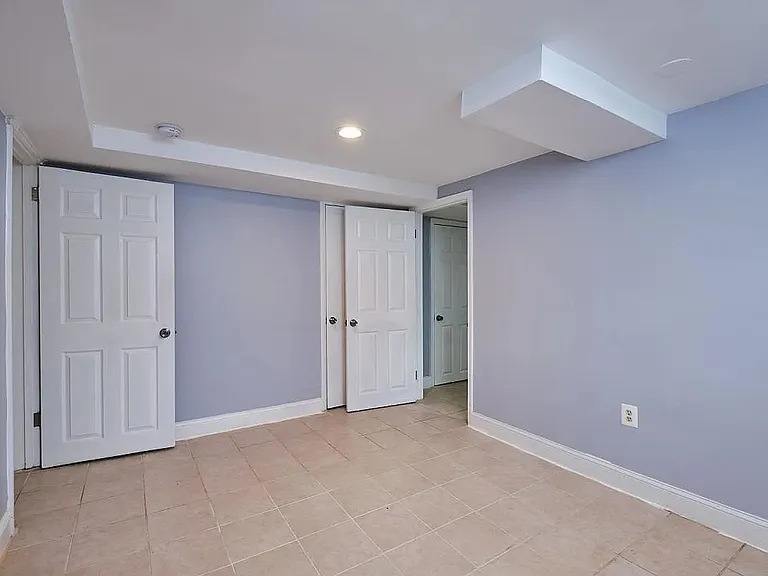 144 Webster St NE — Photo 6