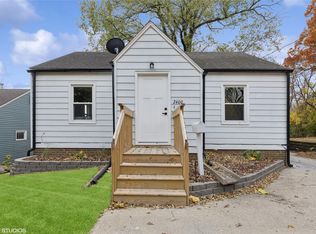2400 Prospect Rd, Des Moines, IA 50310
