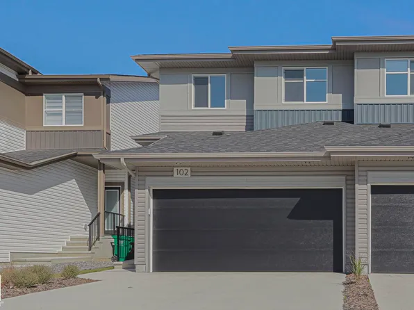 102 Royal St, Saint Albert, AB T8N 7X4