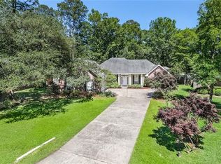 2069 Ponderosa Pl, Mandeville, LA 70448