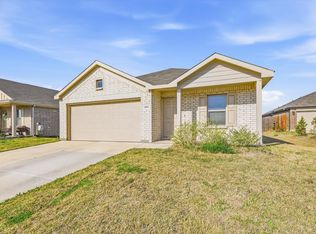 1393 Beach Dr, Azle, TX 76020