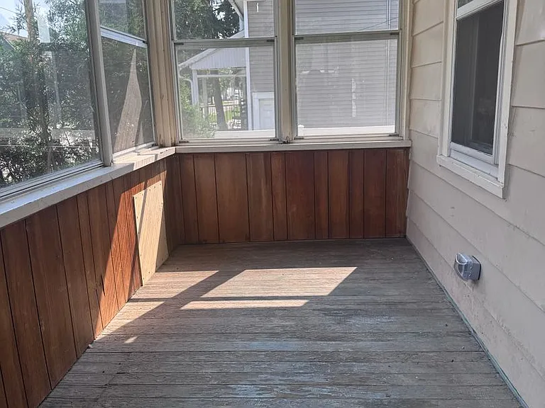 60 W Cotton St — Photo 3