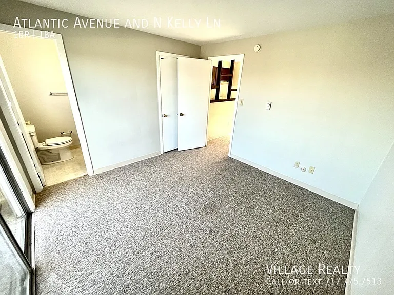 Atlantic Ave — Photo 11