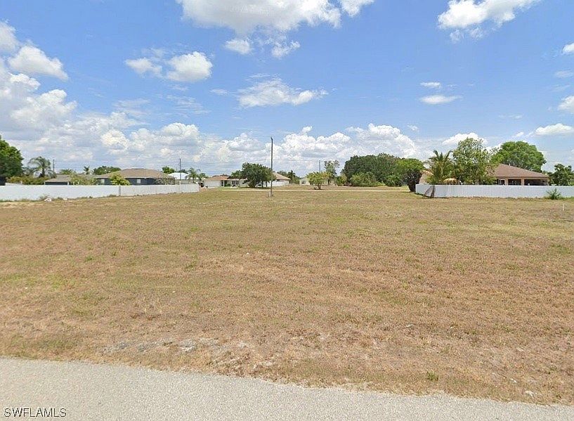 1st image of 1209 NE 4th Pl