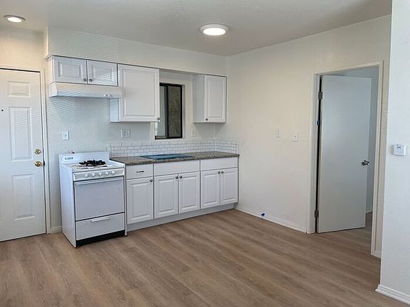 4th image of 411 Anacapa St #7