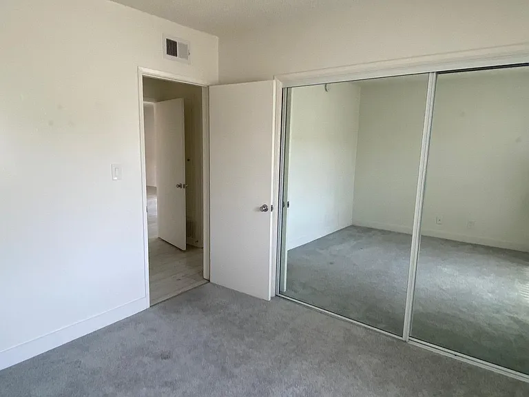 4903 Nautilus St #4 — Photo 7