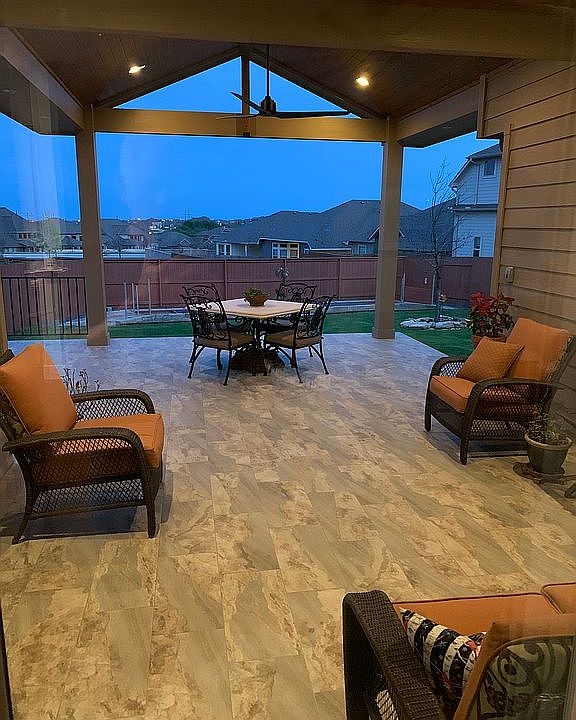 2nd image of 813 Breezygrass way