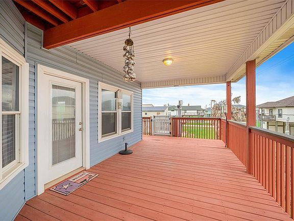 3rd image of 23155 Camino St