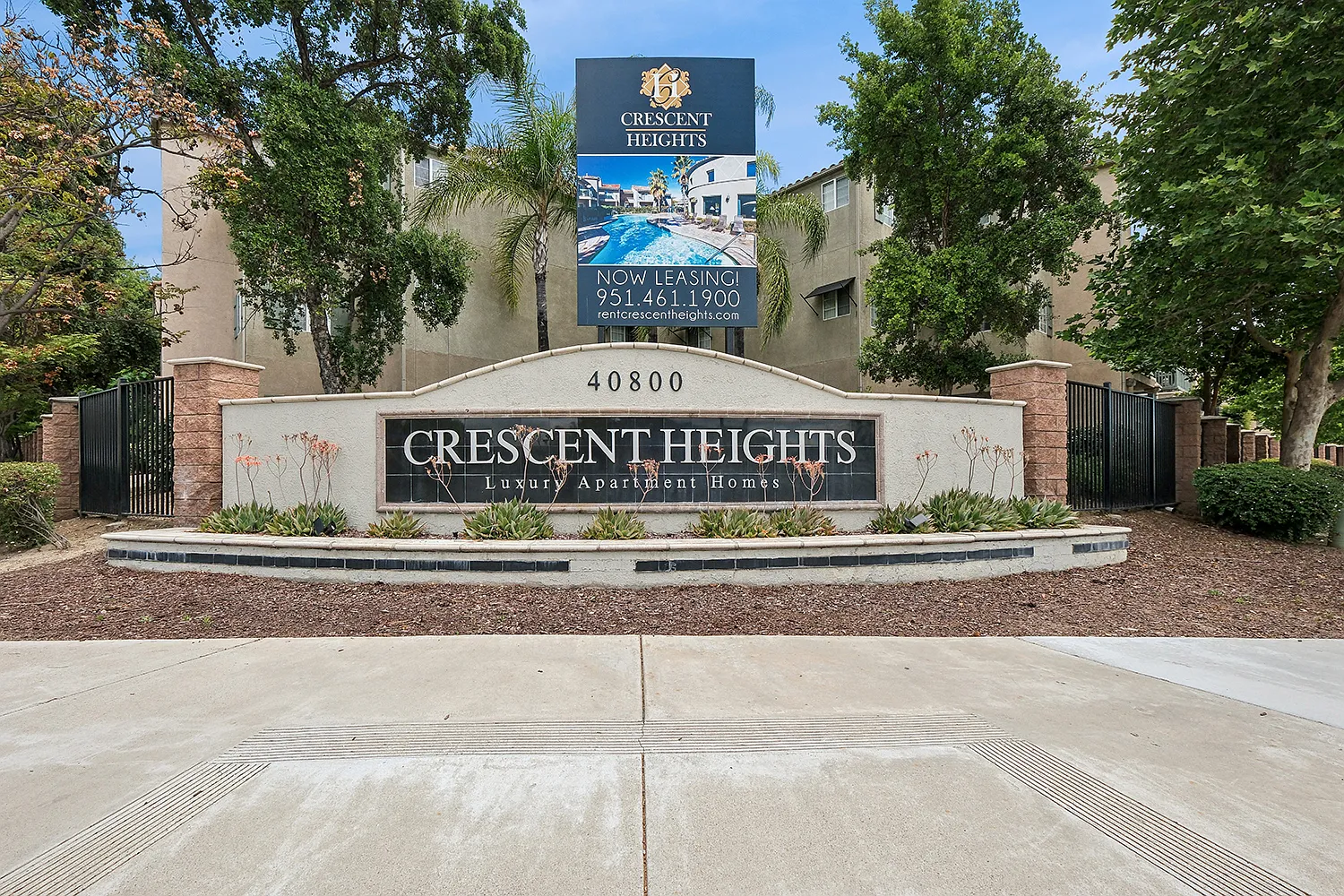 Crescent Heights — Photo 1
