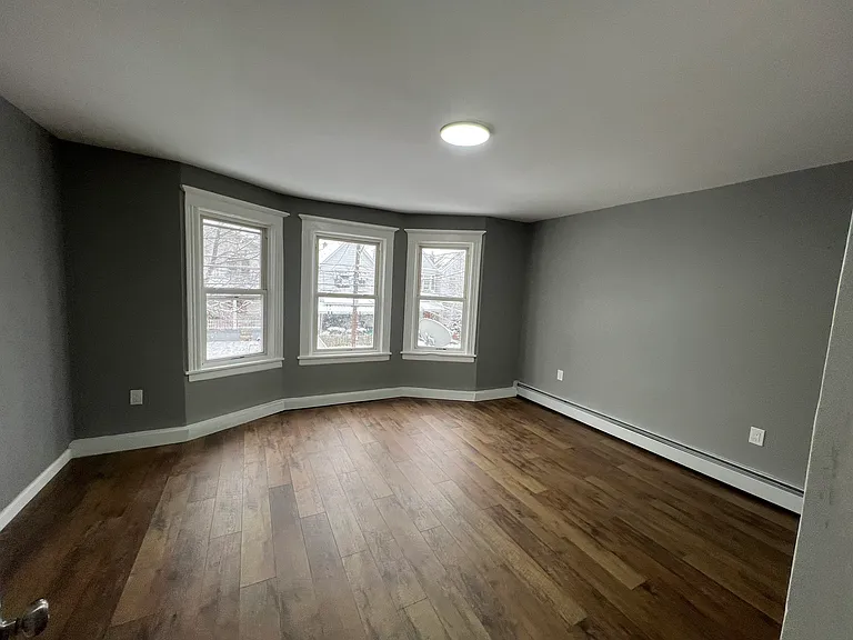 175-177 S Hancock St — Photo 4