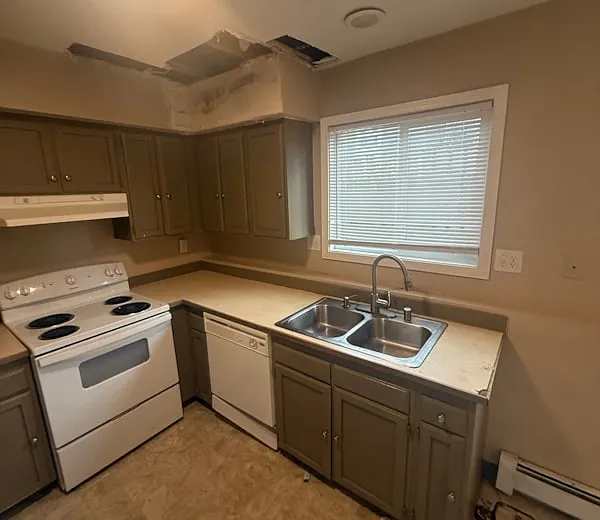 812 E 12th Ave #1 — Photo 1
