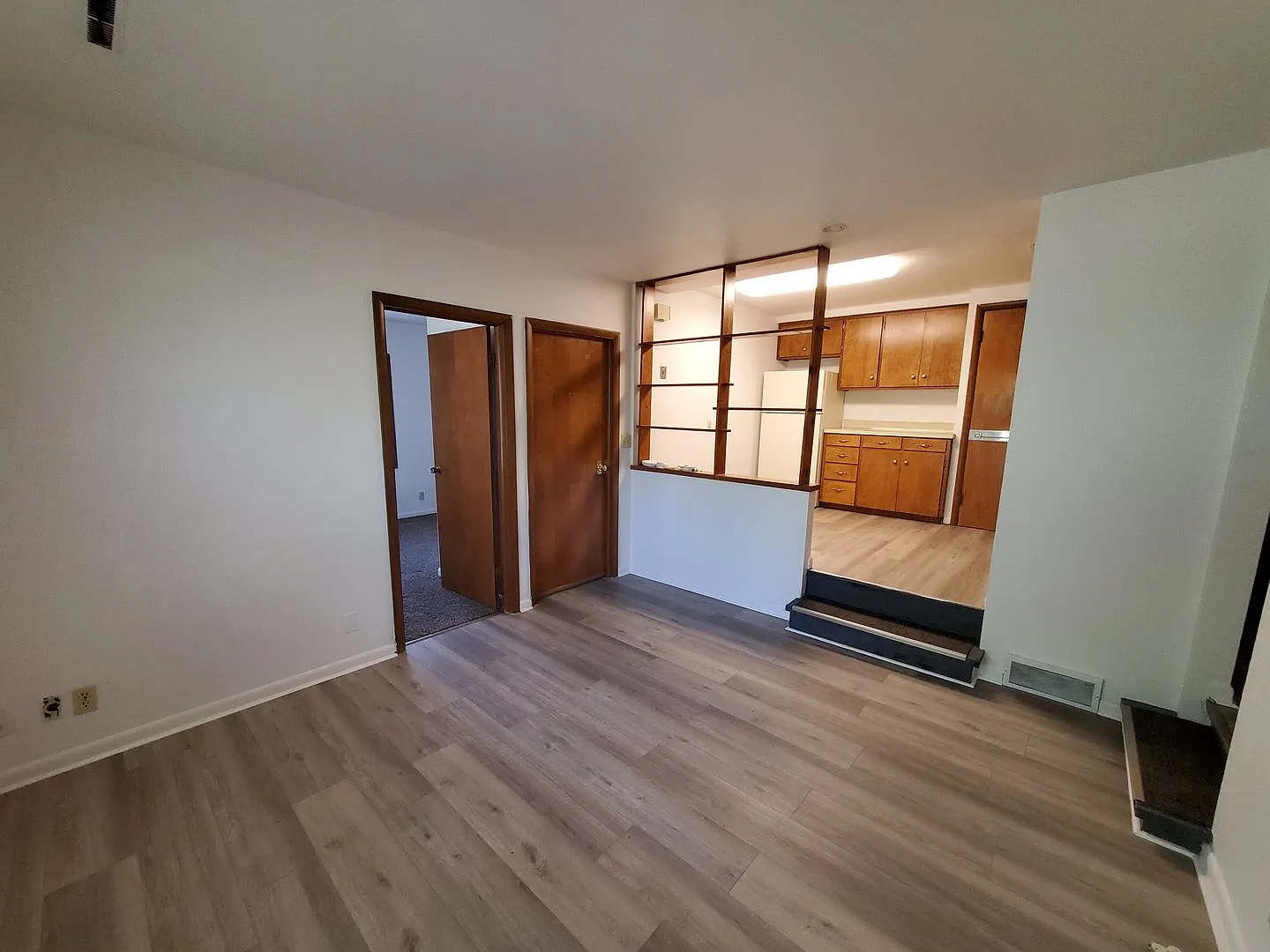 Walnut St 2115 — Photo 1