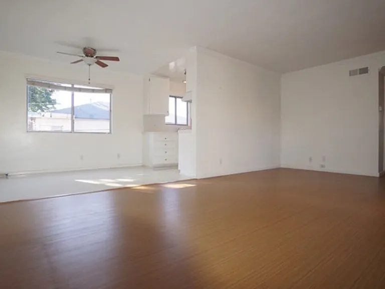 1538 Stanford St #15 — Photo 5