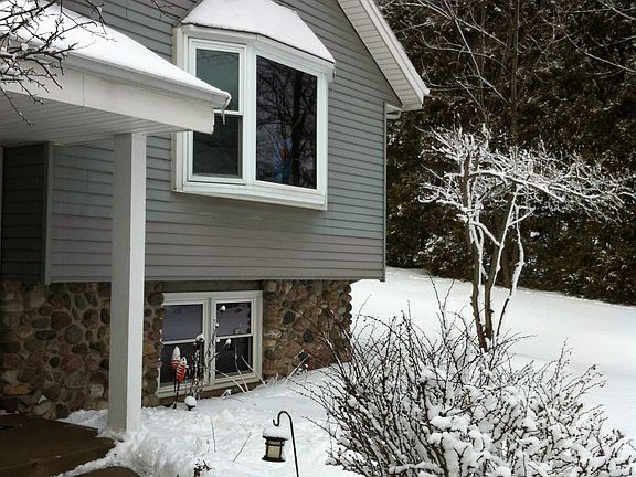 4th image of W232N6745 Waukesha Ave