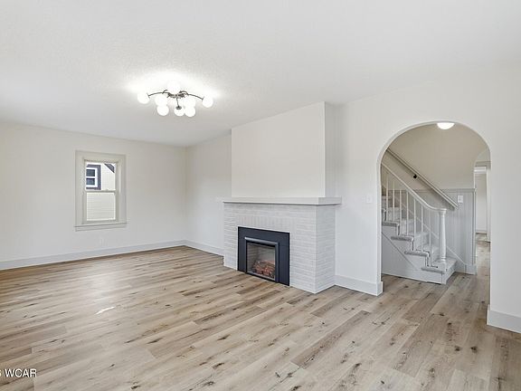 5th image of 1845 Reed Rd