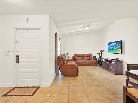 5th image of 7104 SW 110th Ave