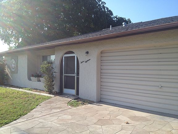 2nd image of 1218 SE 16th St