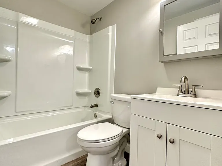 4408 Lesher Dr — Photo 9