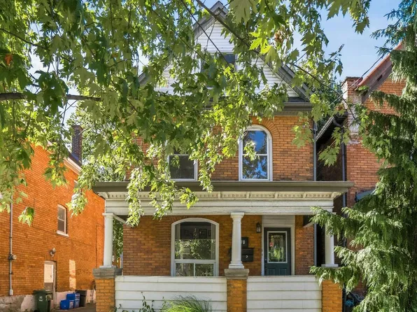170 Emerald St S, Hamilton, ON L8N 2V7