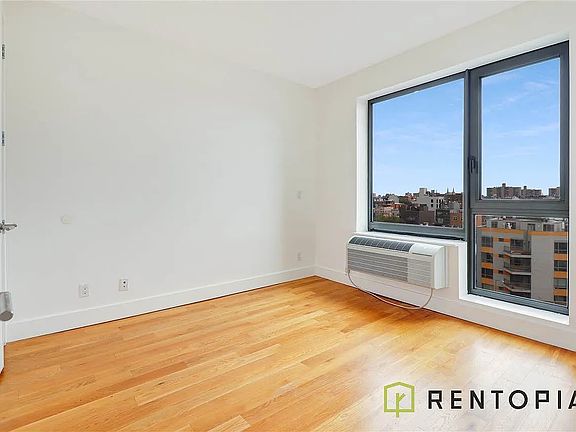 5th image of 11 Jackson St #7I