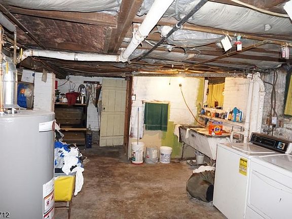 3rd image of 184 N 9th St #186