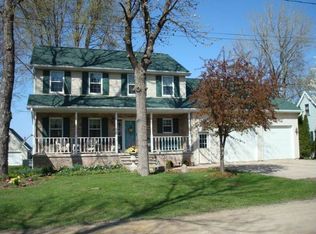 7846 Popowski Rd, Winneconne, WI 54986