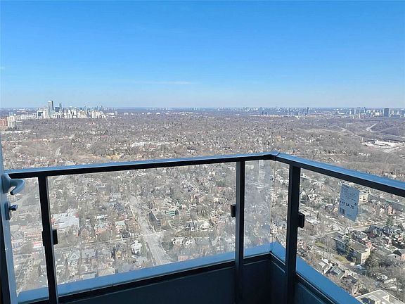 3rd image of 395 Bloor St E #5106