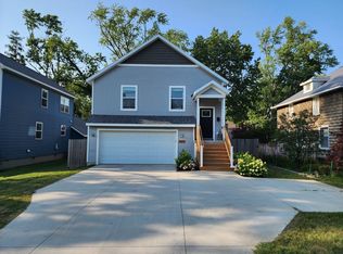 269 E 16th St, Holland, MI