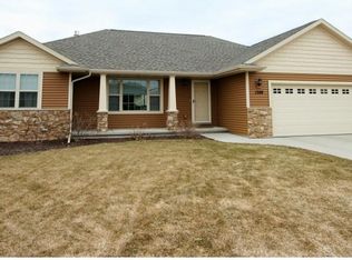 1359 Navigator Way, De Pere, WI 54115