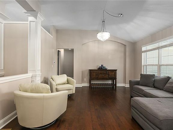 4th image of 34580 Braemore Dr