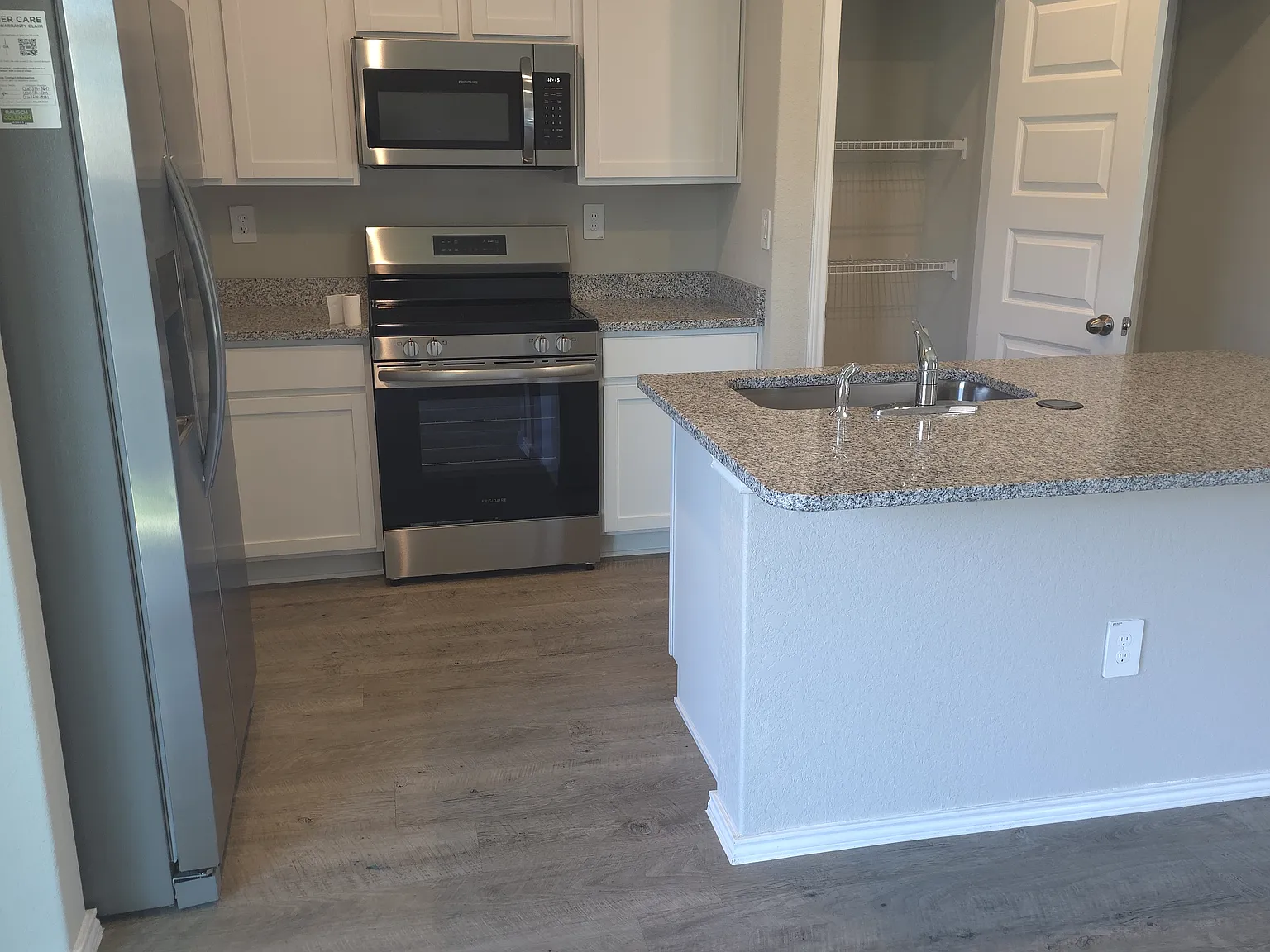3 bed, 1248 sqft, $1,750 — Photo 3