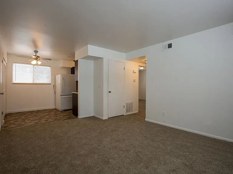 2925 Somerville Dr #1 — Photo 4