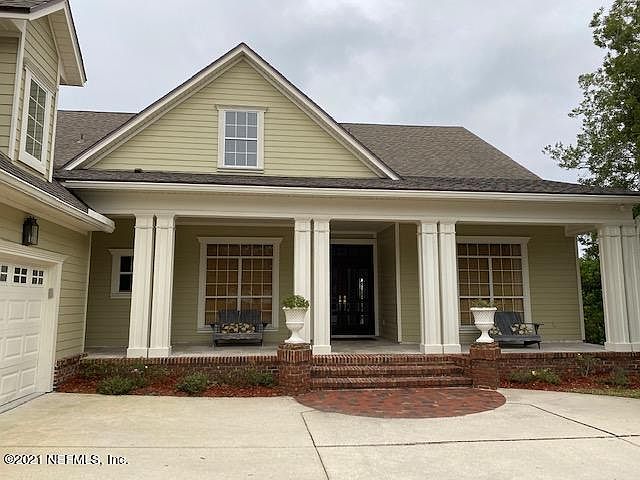 1st image of 180 Clearlake Dr