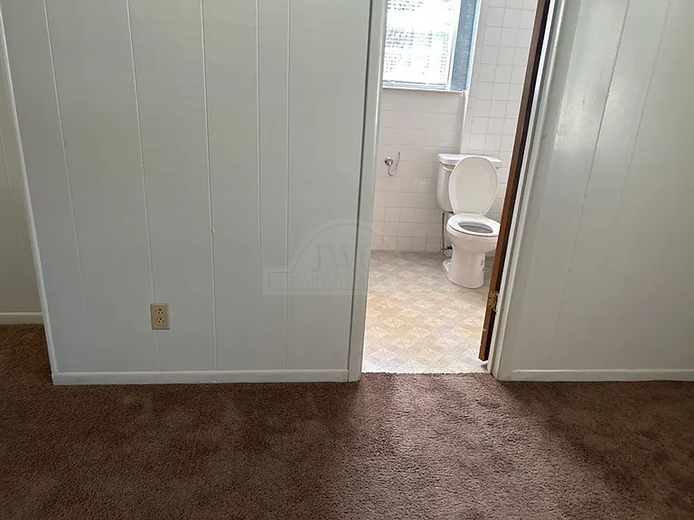 906 Jefferis Ave — Photo 10
