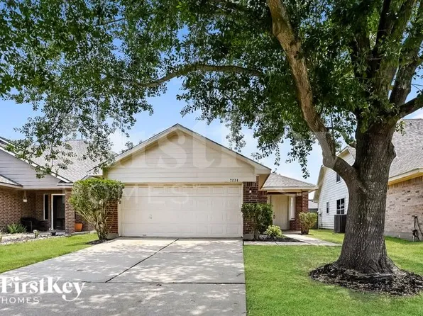 7234 River Pines Dr, Cypress, TX 77433