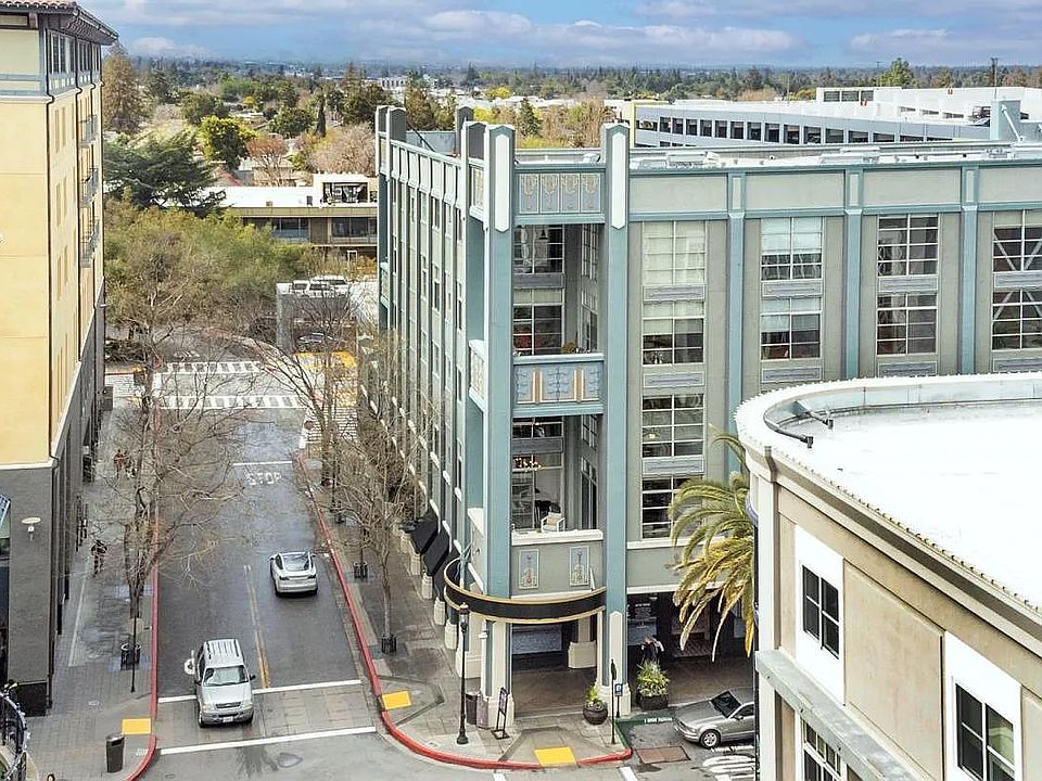 Building Photo 5
