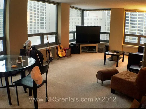 440 N Wabash Ave Photo 1