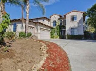 1118 Honeysuckle Way, Escondido, CA 92026