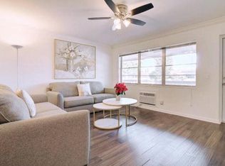 134 Berkshire E #F, West Palm Beach, FL 33417