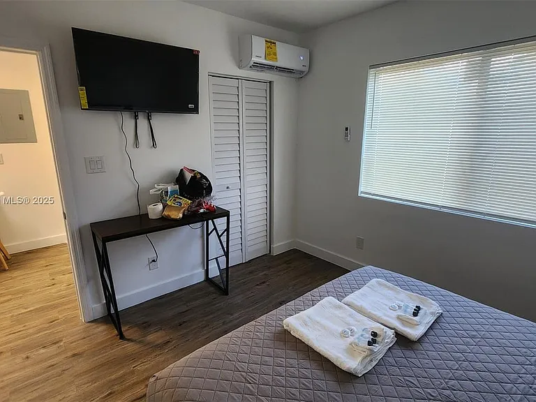 1946 Pierce St #3 — Photo 39