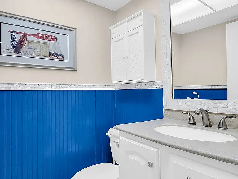 1332 Pasadena Ave S #205 — Photo 21
