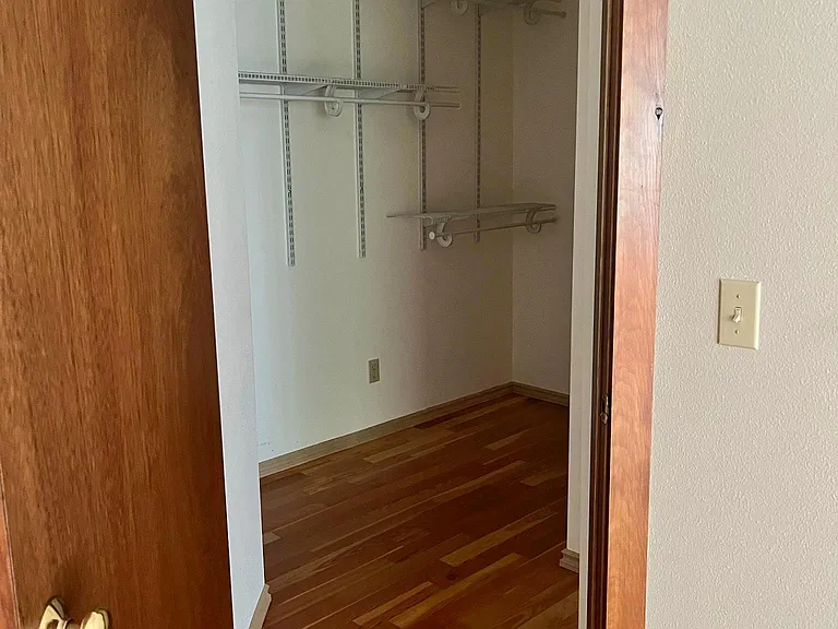 9472 Holly Farm Ln NE — Photo 17