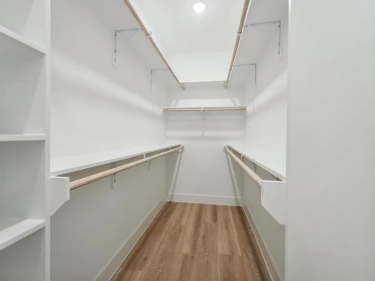 7416 Maxroy St — Photo 23