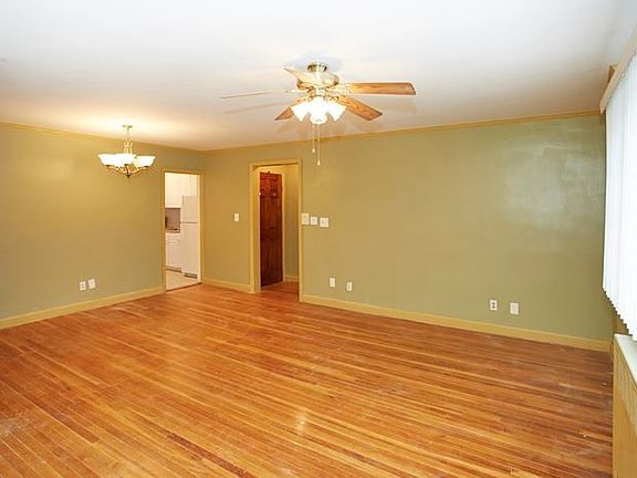 3rd image of 8139 156th Ave #1