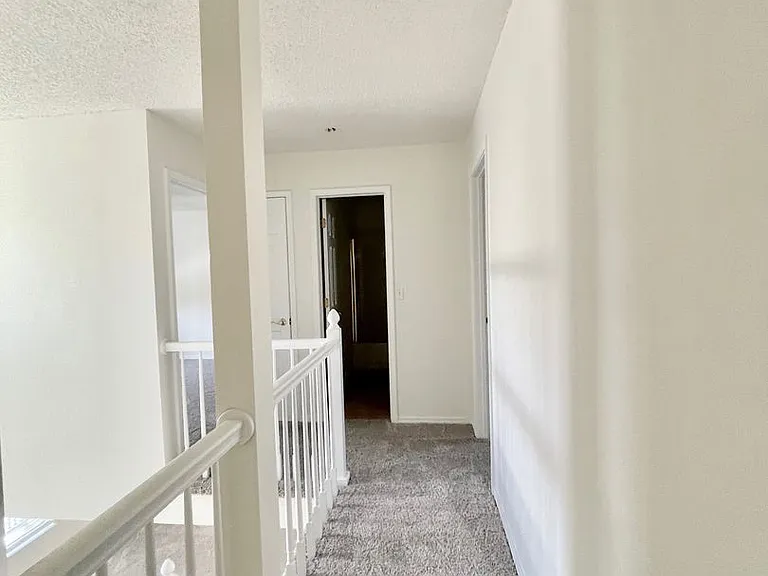 6675 Stonehedge Dr — Photo 30
