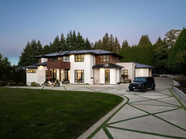 3016 163rd St, Surrey, BC V3Z 0E3
