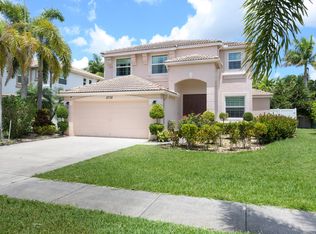 2738 Misty Oaks Cir, Royal Palm Beach, FL 33411