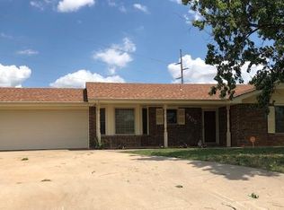 6802 SW Bainbridge Ave, Lawton, OK 73505