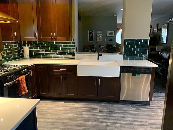 2nd image of 4717 W Waveland Ave