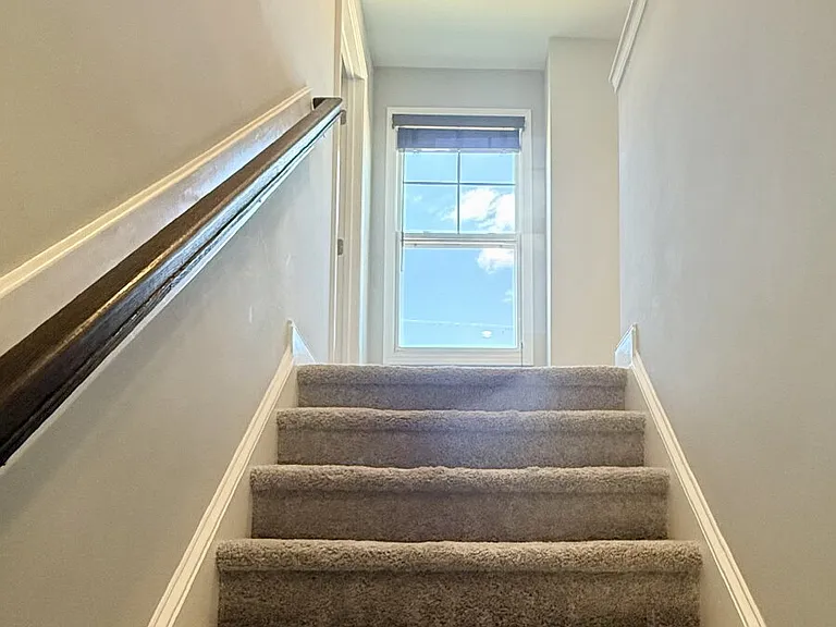 580 Hayes Rd — Photo 10
